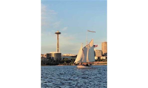 Big image sailing seattle iconic space needle optimized