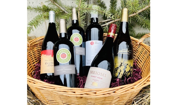 Big image wine basket from board