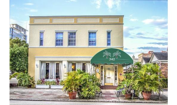 Big image inn on third