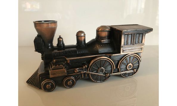 Big image train bank 4