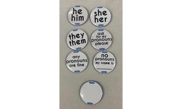 Big image 202309acc006   7 pronoun buttons