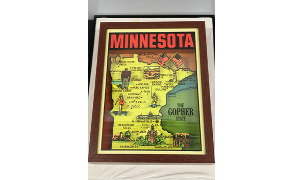 Big image 202311art043   mn shadowbox