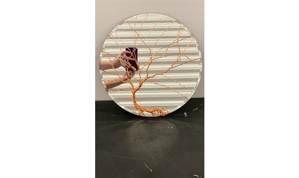 Big image 202308decor002   wire wrapped mirror