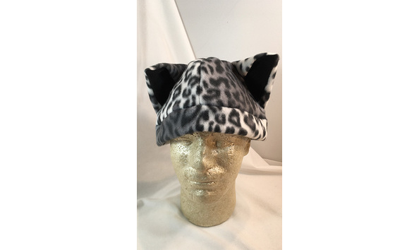 Big image 202209app001   leopard hat