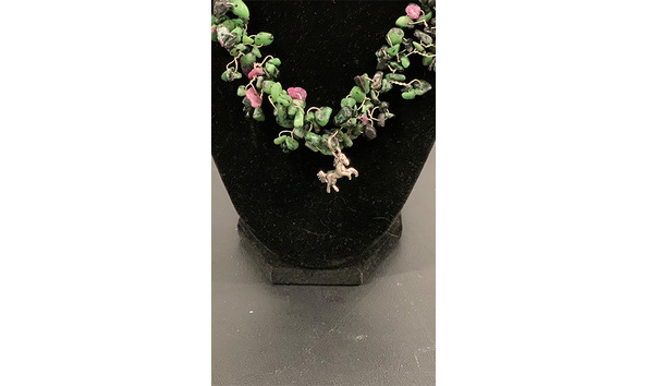 Big image 202308jwy030 3   ruby zoisite chip collar with horse charm necklace