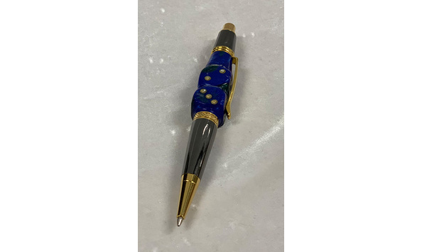 Big image 202308stat002 2   blue dice automatic pencil