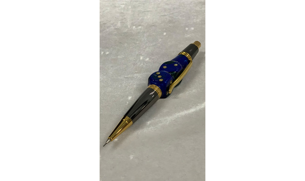 Big image 202308stat002 3   blue dice automatic pencil