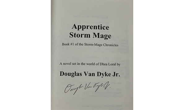 Big image 202311bk005 3   apprentice storm mage book