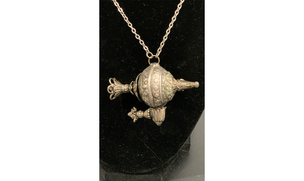 Big image 202308jwy015 2   metal and bead airship necklace