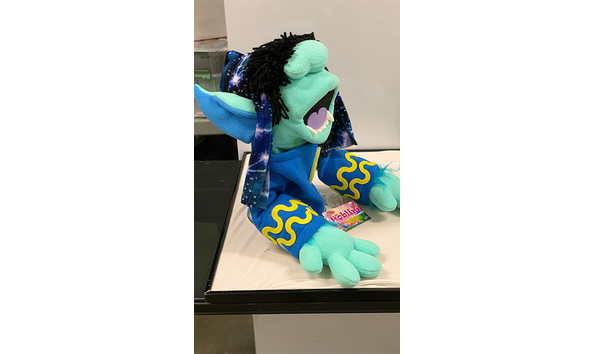 Big image 202311plush001 4   st spock hobblin puppet