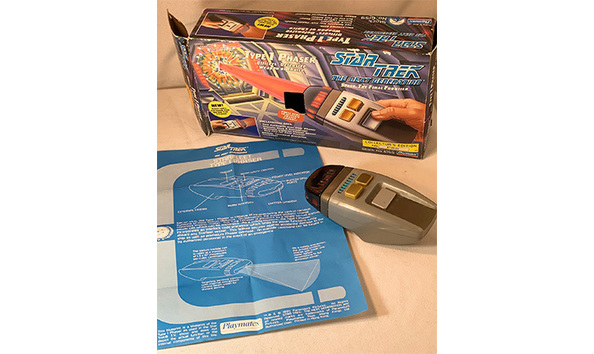 Big image 202302toy003   st tng type 1 phaser