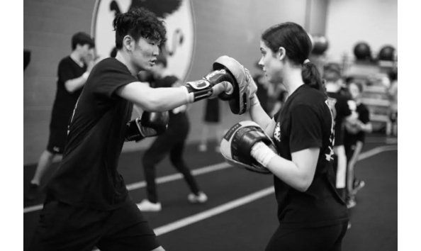 Big image captureboxing