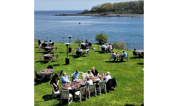 Big image stage neck 2