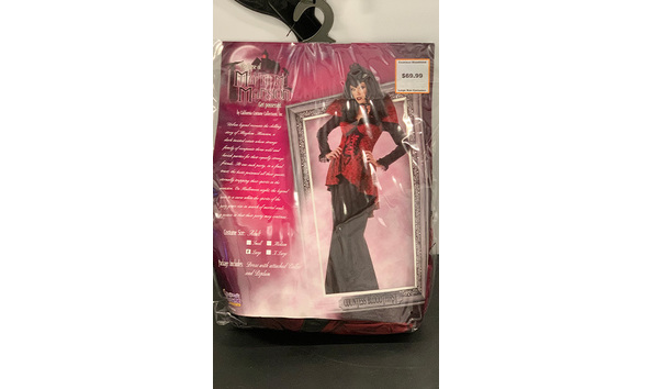 Big image 202307cply003   curse of mayhem mansion countess bloodthirst costume