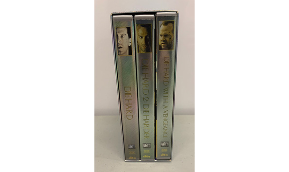 Big image 202304dvd003 2   die hard ultimate collection