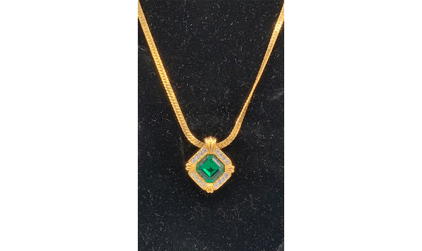 Big image 202306jwy015 2   avon emerald green diamonte  necklace