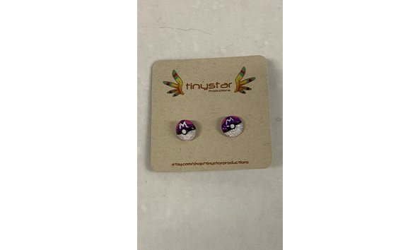 Big image 202311jwy003   pok mon purple master ball earrings 