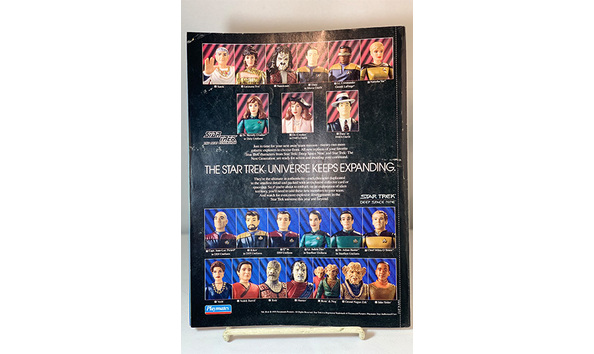 Big image 202302mag005 2   starlog the science fiction universe st voyager