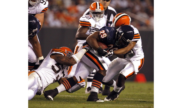 Big image nfl running back tackle