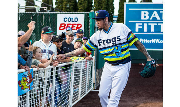 Big image everett aquasox pic 3