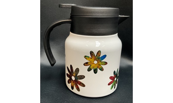 Big image foundations carafe