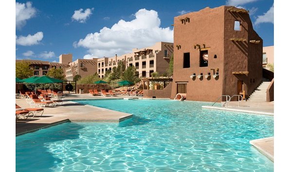 Big image plaza pool and water