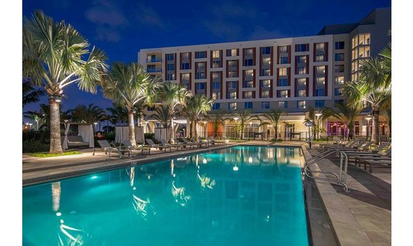 Big image hilton miami dadeland