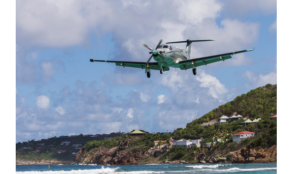 Big image tw flying into sbh