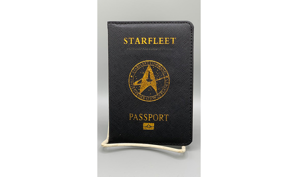 Big image 202403acc001   star trek starfleet passport holder