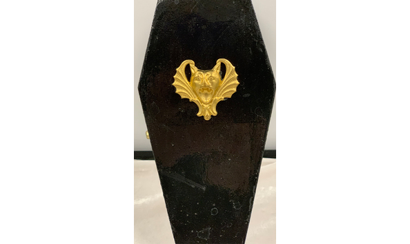 Big image 202308decor006 2   ebony gargoyle casket