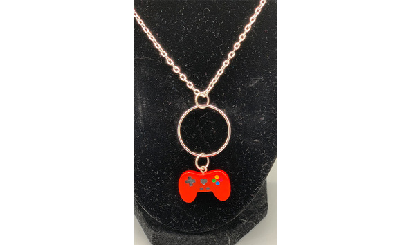 Big image 202304jwy008 3   red nintendo game controller necklace