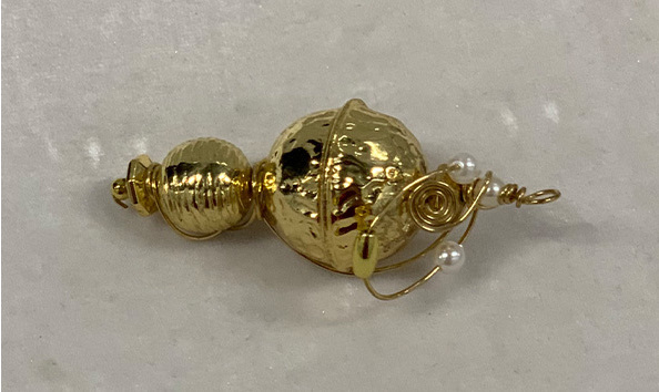 Big image 202308jwy031 2   rounded gold   wire beaded pendant