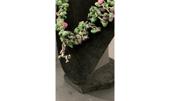 Big image 202308jwy030 4   ruby zoisite chip collar with horse charm necklace