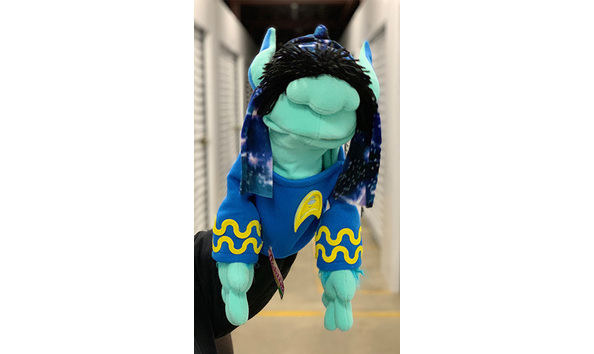 Big image 202311plush001 5   st spock hobblin puppet