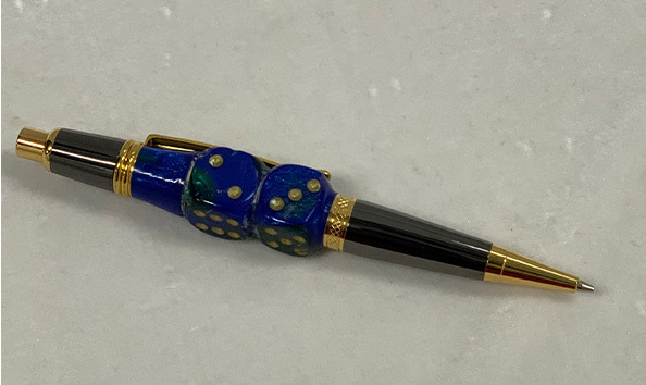 Big image 202308stat002 4   blue dice automatic pencil