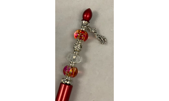 Big image 202308stat003 4   red beaded pen
