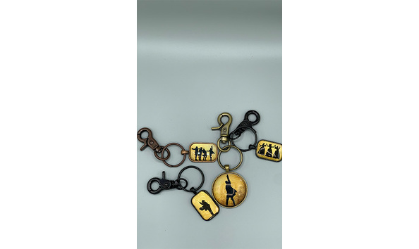 Big image 202406acc003   4 hamilton keychains