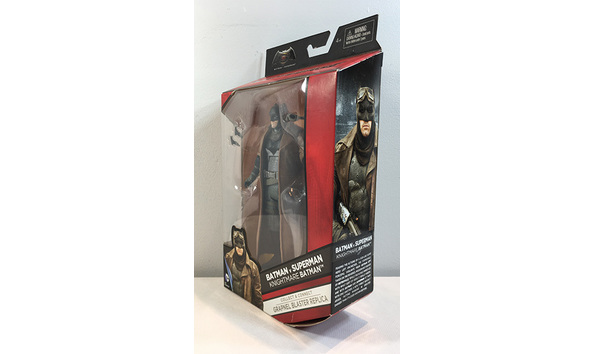 Big image 202111afig001 2   knightmare batman
