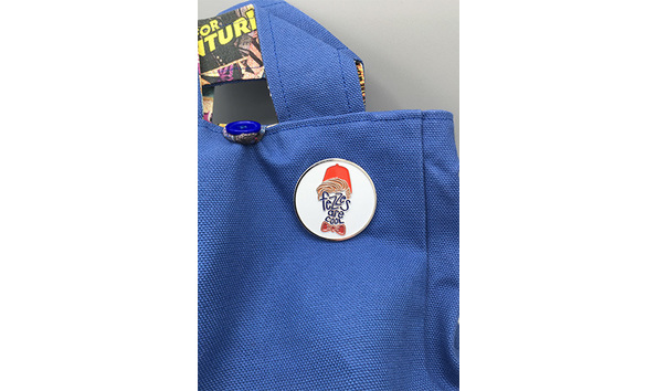 Big image 202204bag001 3   doctor who comics bag   pins