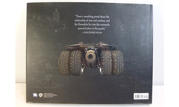 Big image 202108bk001 2   dc batmobile book