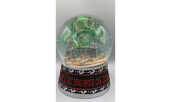 Big image 202405decor002   light up cthulhu water globe
