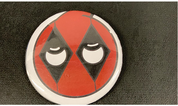 Big image 202211jwy023   chibi deadpool button