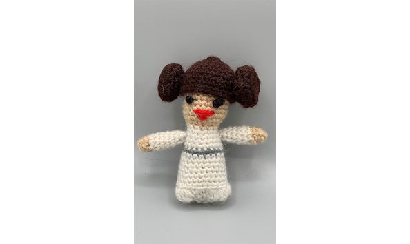 Big image 202307toy003 2   sw crocheted amigurumi princess leia   yoda
