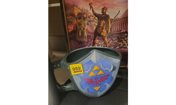 Big image zelda hyrule mug front