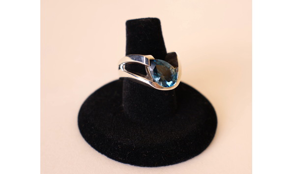 Big image pacula topaz ring