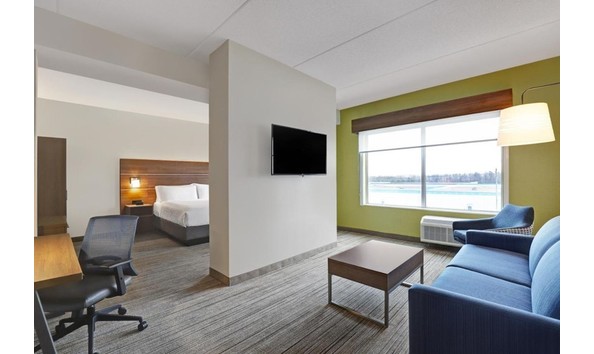 Big image 1 br suite