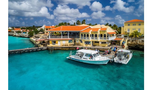 Big image buddy dive bonaire dive boat