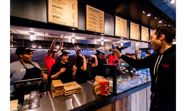 Big image dostoros lexingtonopening 8461.4df7a4fa