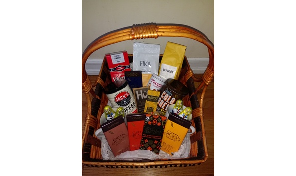 Big image class 1 301 coffee   chocolate basket 1