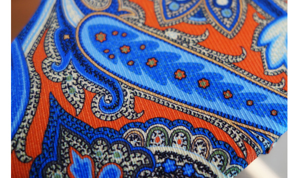 Big image macro   orange   blue paisley